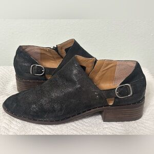 LUCKY BRAND | Women’s Black Gahiro Pointed Toe Studded Leather Bootie